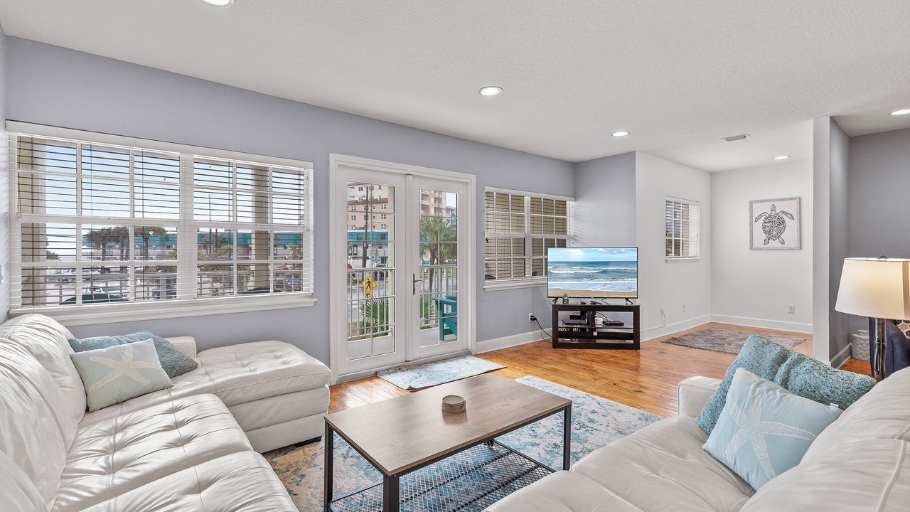 Photo of Livingroom in Horton Shores