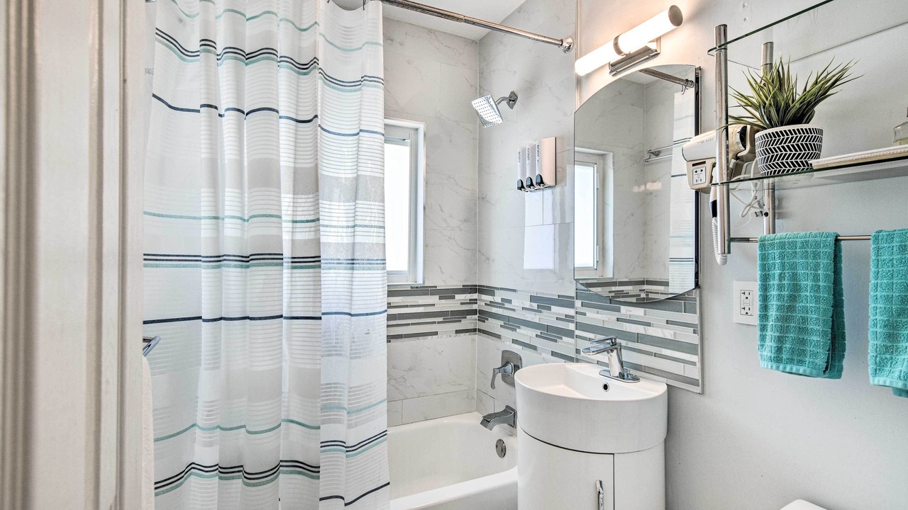 Photo of Bathroom in Croissant Park