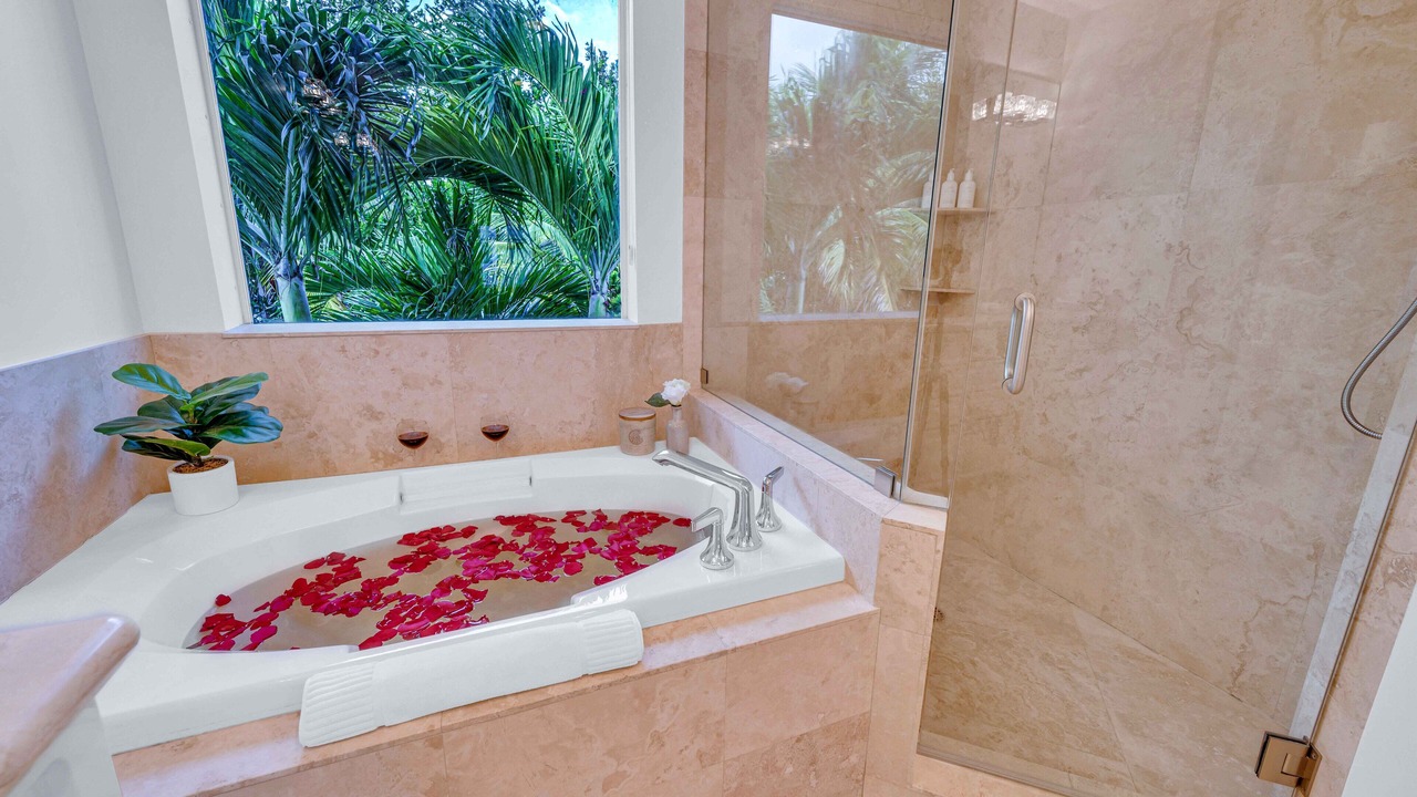Photo of Bathroom in Birch Park Finger Streets