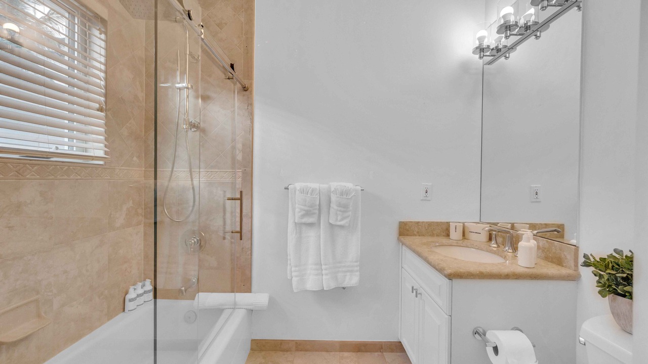 Photo of Bathroom in Birch Park Finger Streets