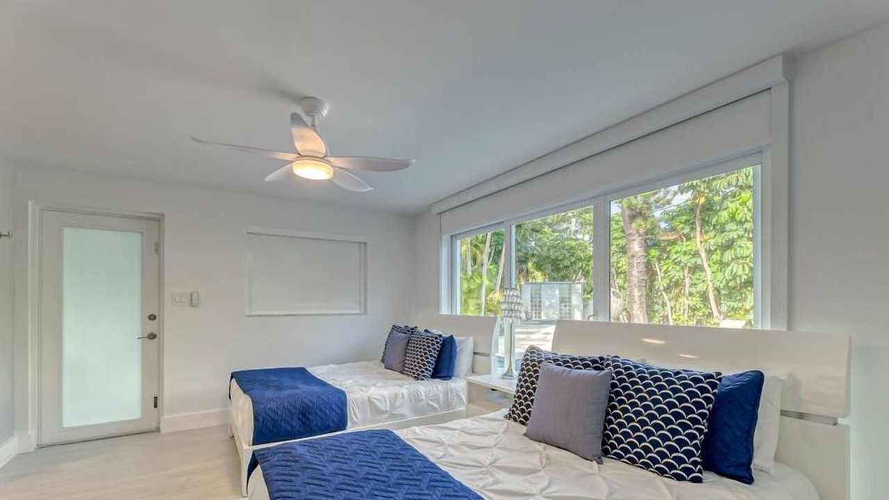 Photo of Bathroom in Barrier Island