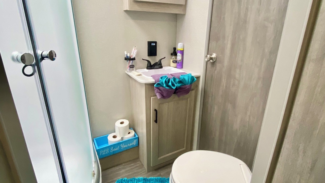 Photo of Bathroom in Gladeview