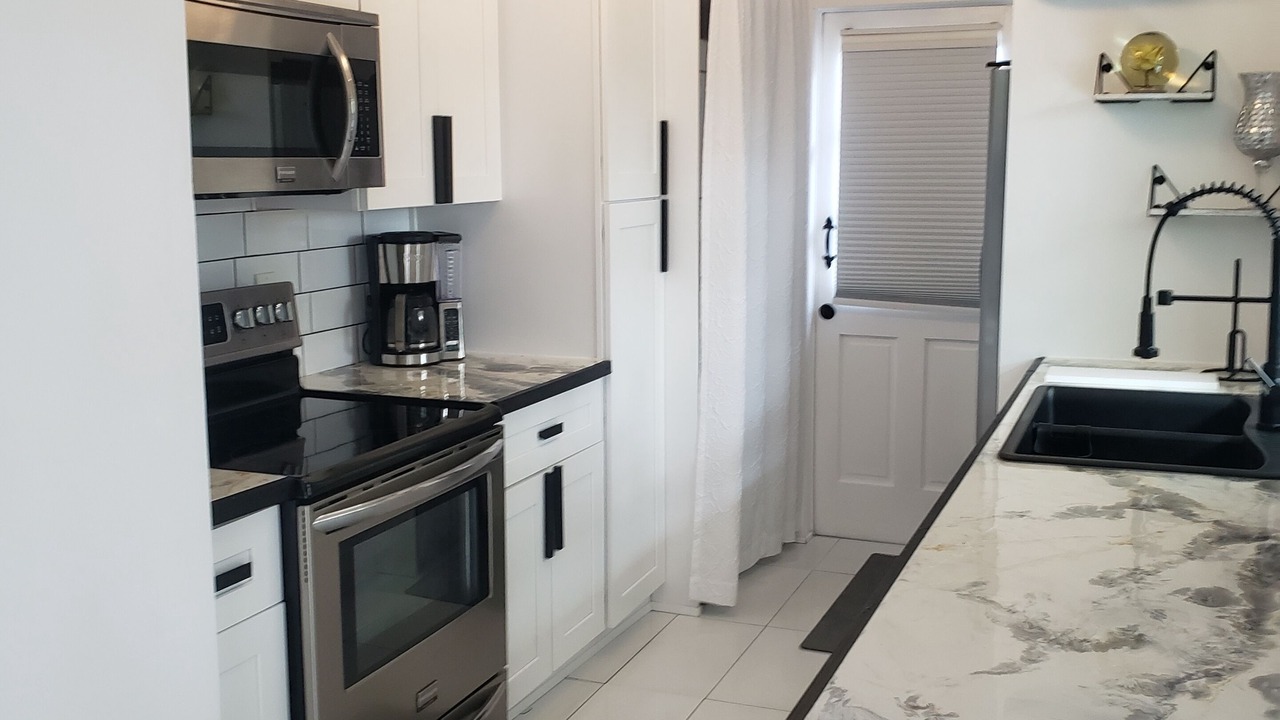 Photo of Kitchen in Davie