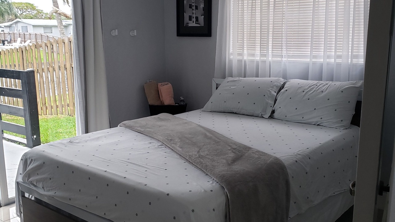 Photo of Bedroom in Davie