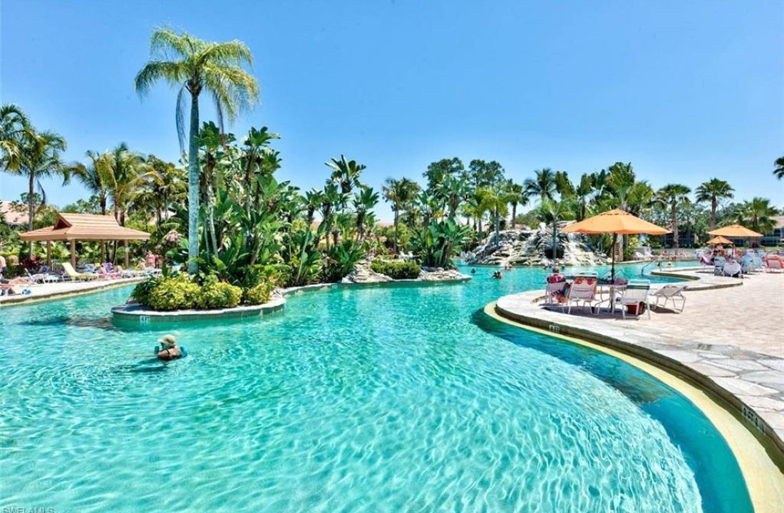 Photo of Outdoor in Naples