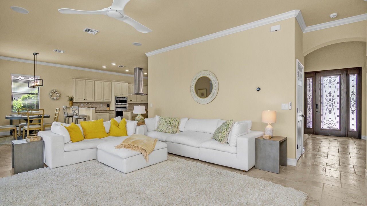 Photo of Livingroom in Bonita Springs