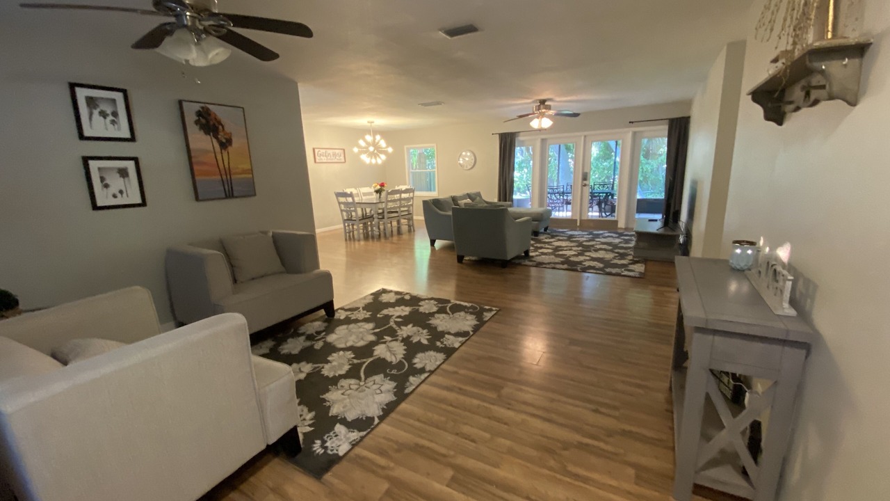Photo of Livingroom in Crooked Creek