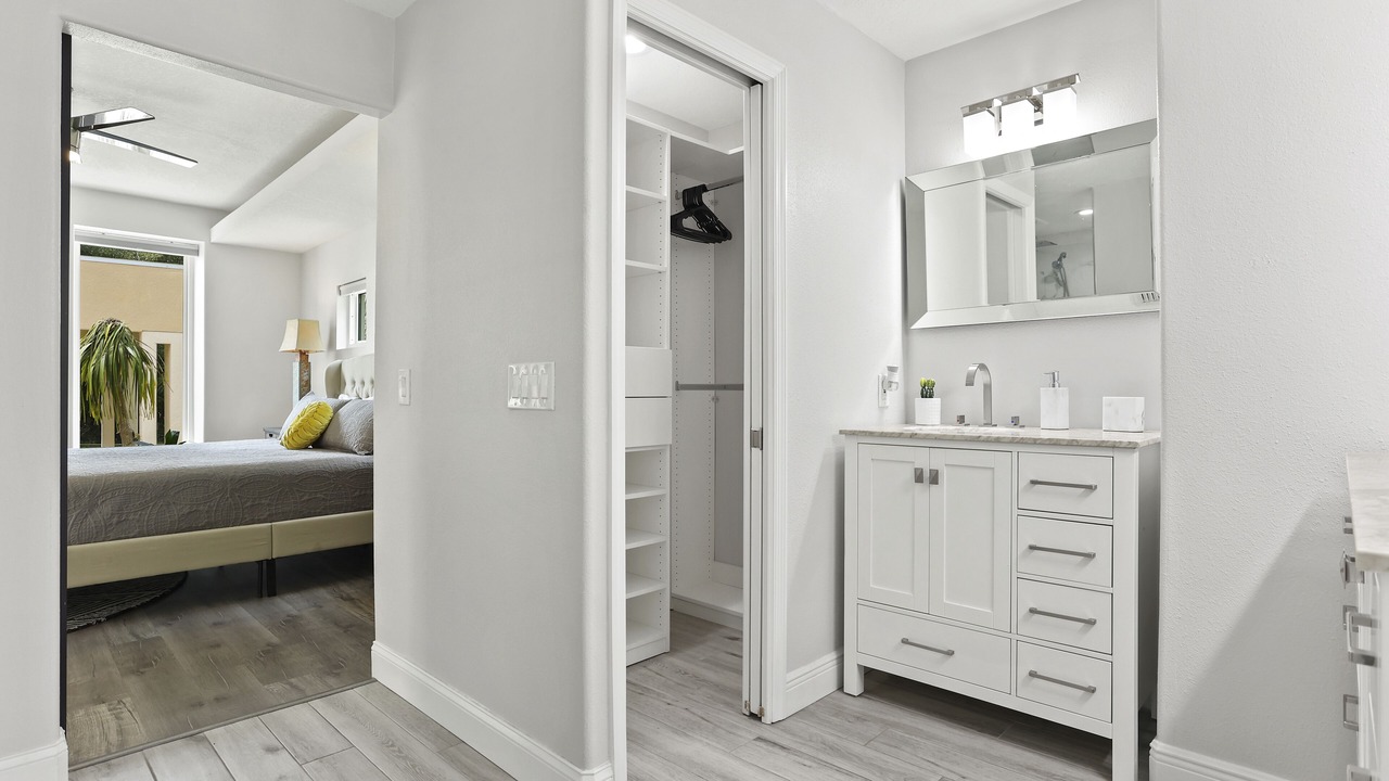 Photo of Bedroom in Longwood