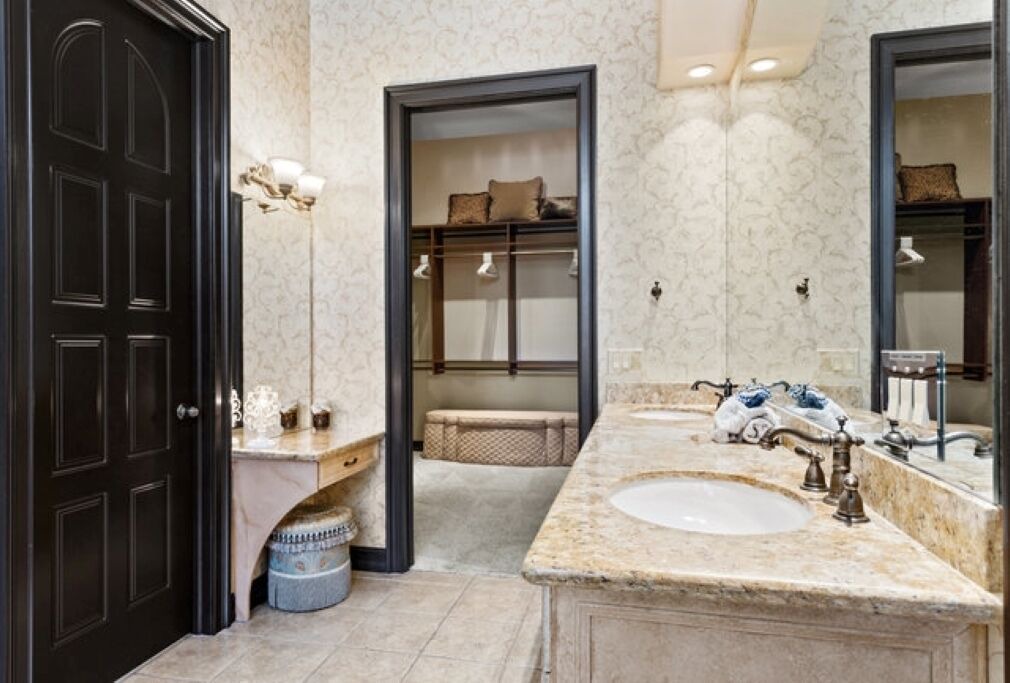 Photo of Bathroom in Eight Lakes