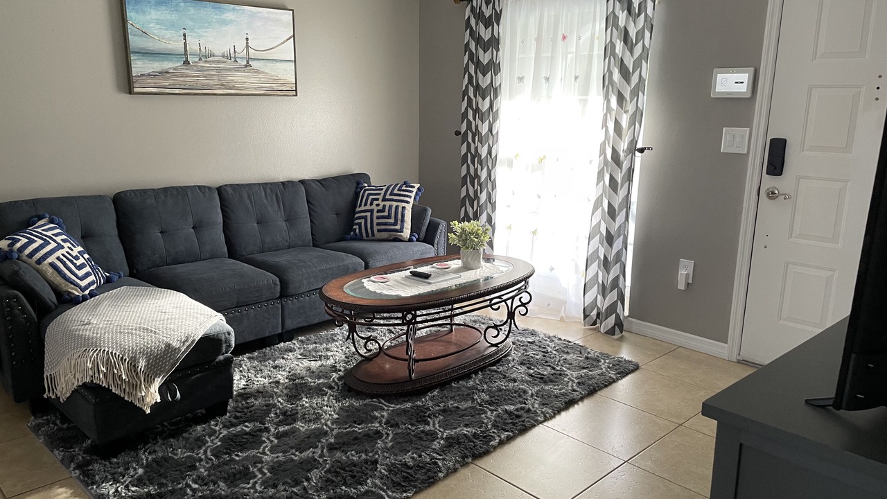 Photo of Livingroom in Spring Hill