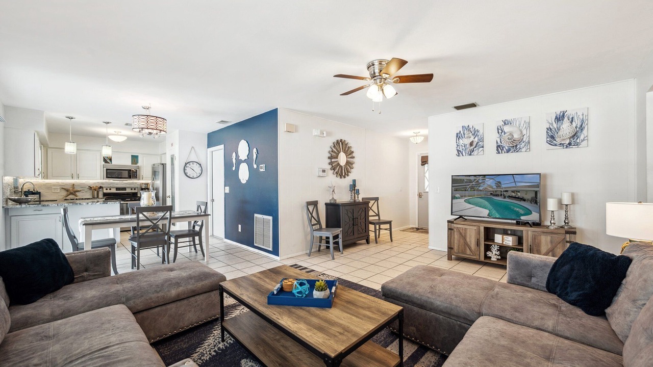 Photo of Livingroom in Anona