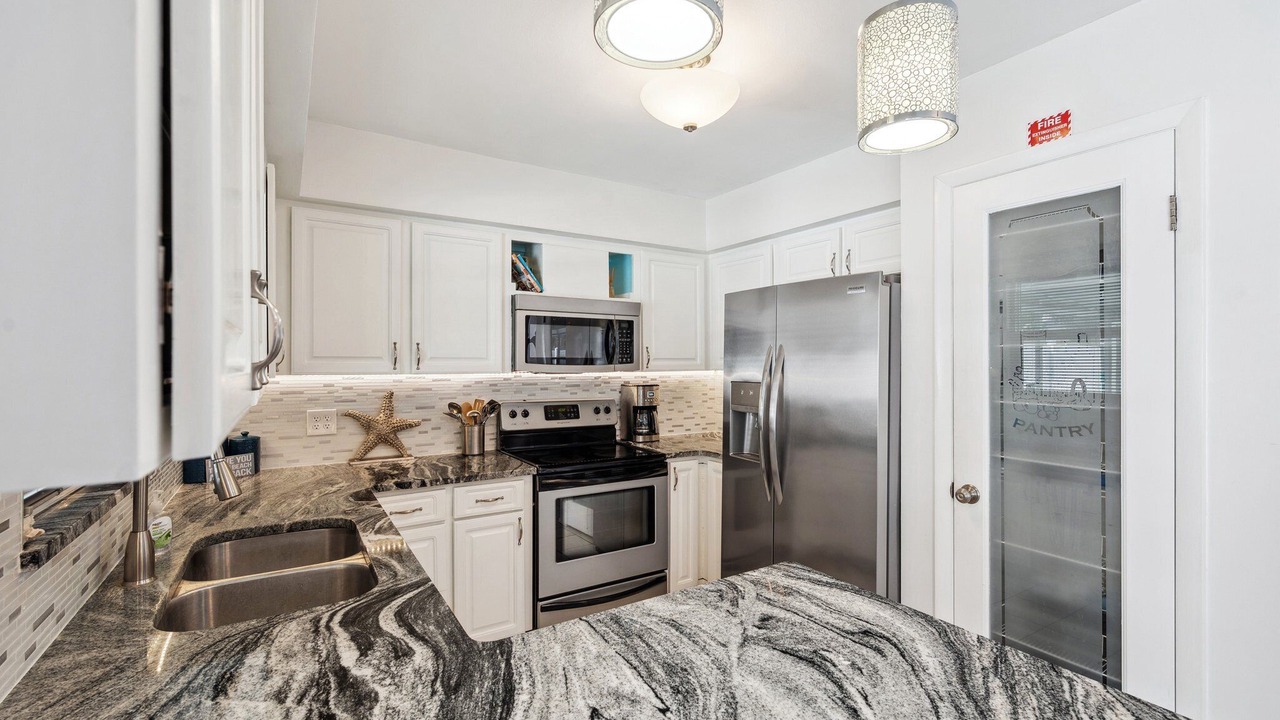 Photo of Kitchen in Anona