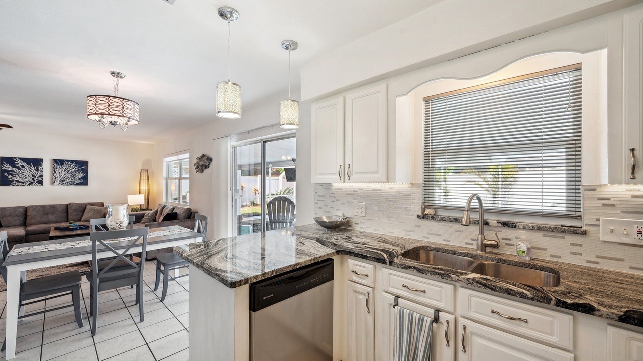 Photo of Kitchen in Anona