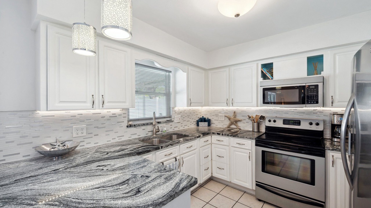 Photo of Kitchen in Anona