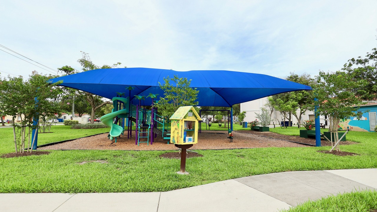 Photo of Others in Poinciana Park