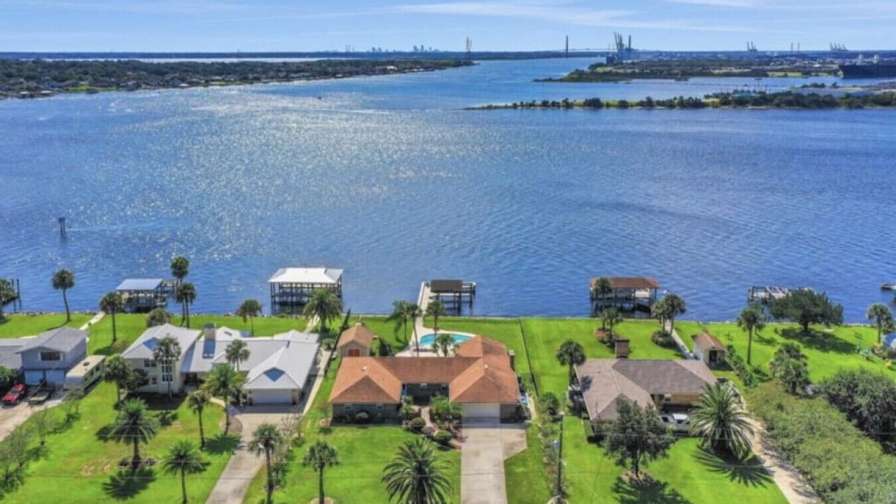Photo of Outdoor in Northside