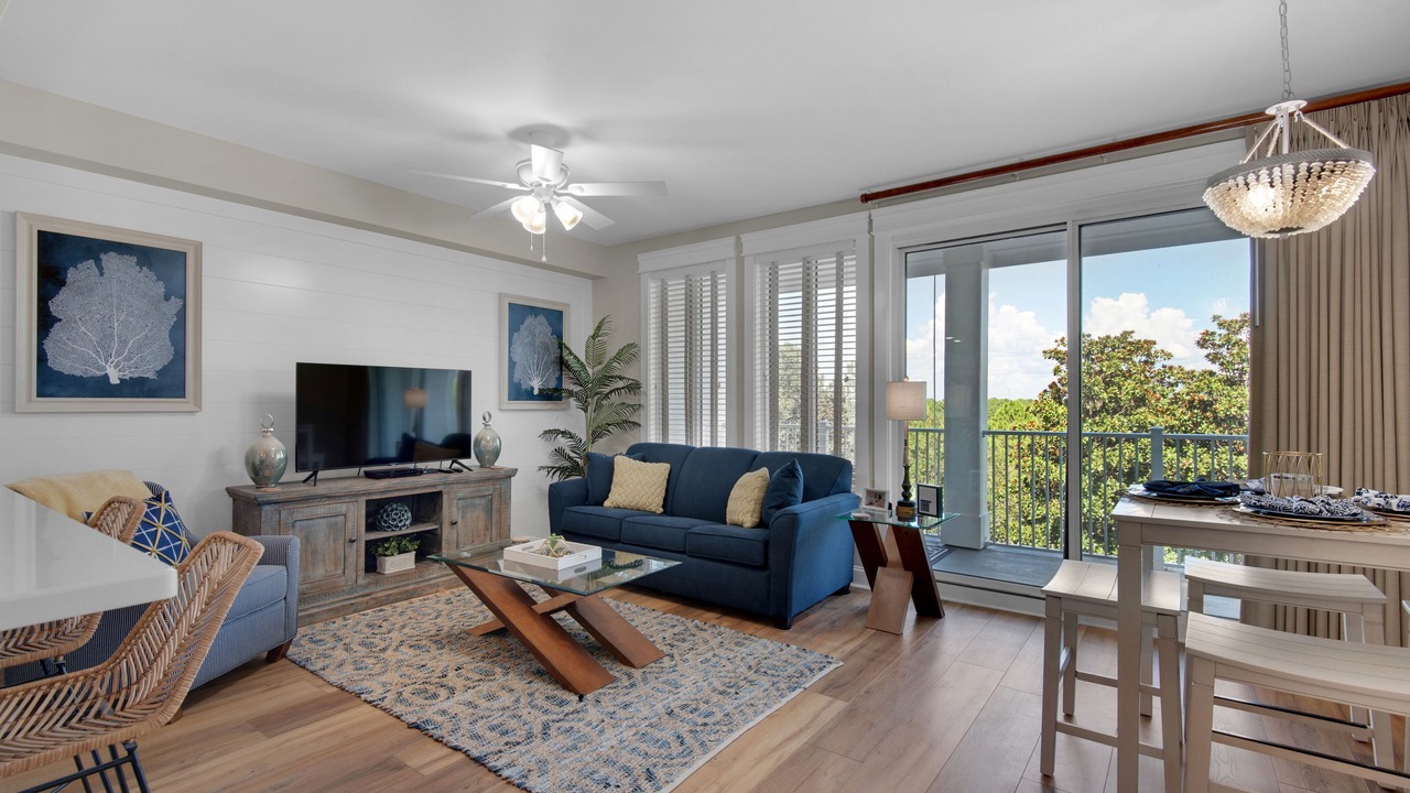 Photo of Livingroom in Baytowne Wharf