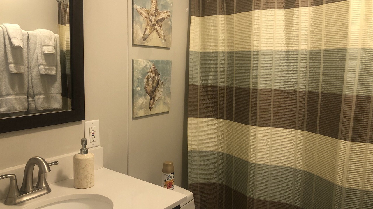 Photo of Bathroom in Indian Harbor Estates