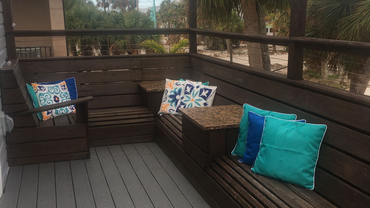 Photo of Patio Balcony in Englewood