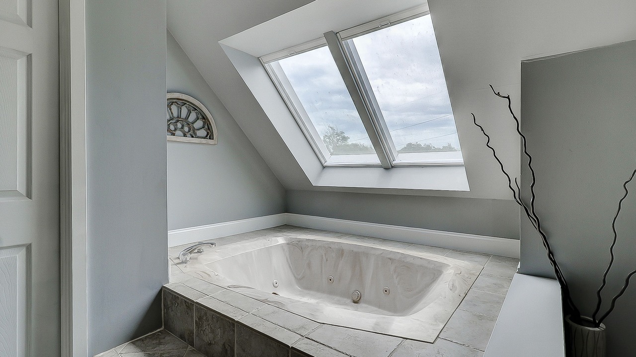 Photo of Bathroom in Shelter Cove