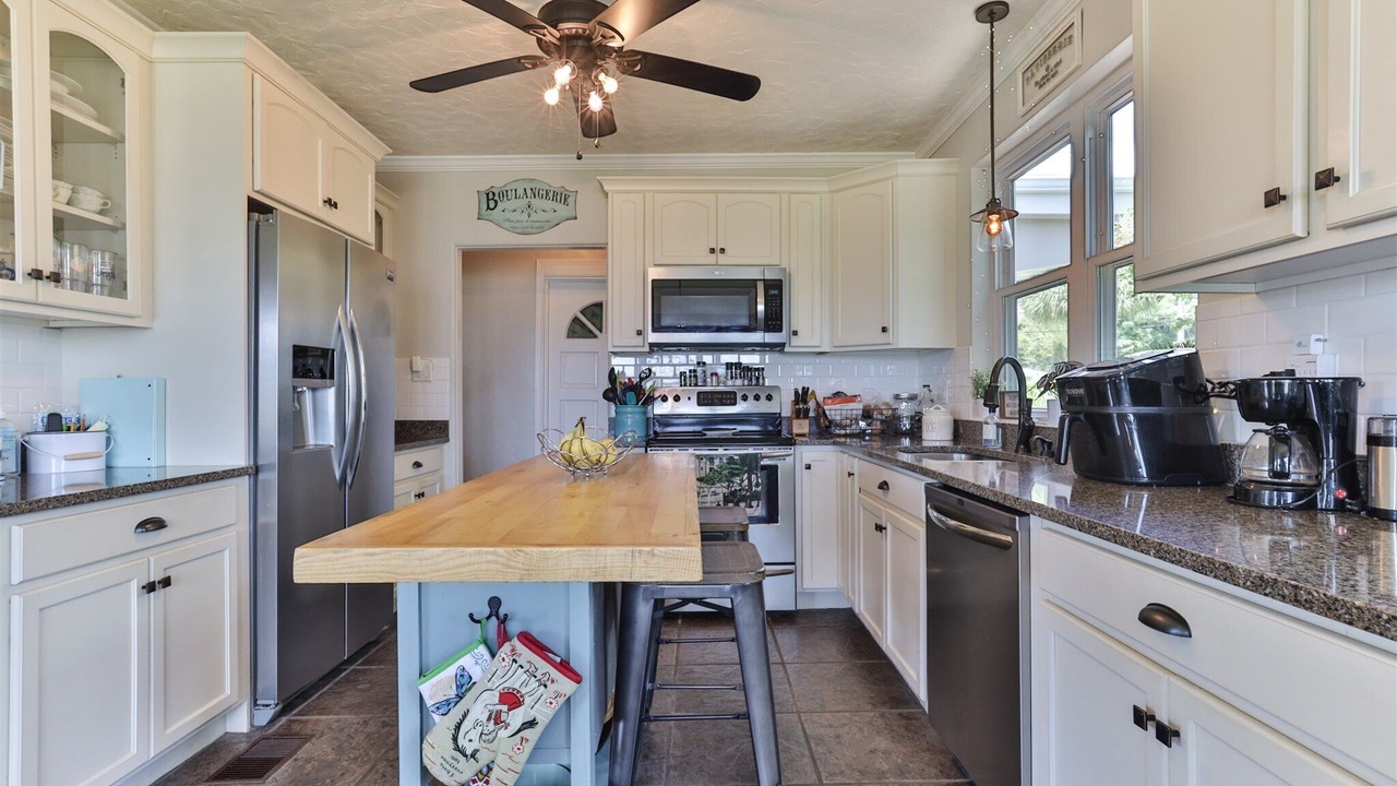 Photo of Kitchen in Holly Hill