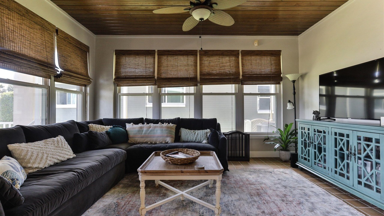 Photo of Livingroom in Holly Hill