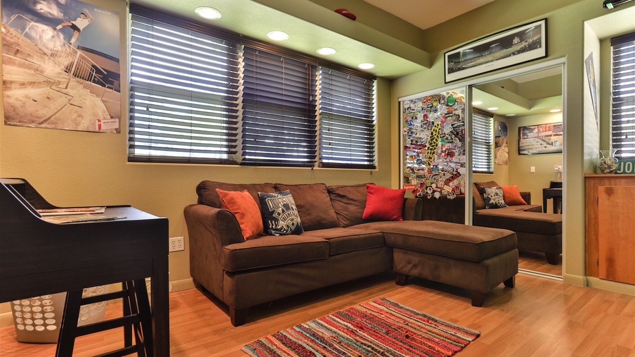 Photo of Livingroom in Holly Hill