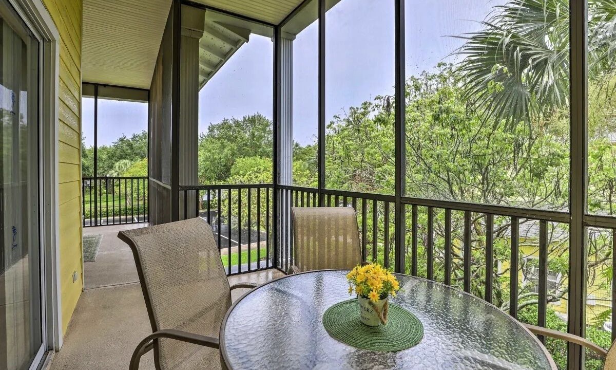Photo of Patio Balcony in Bahama Bay