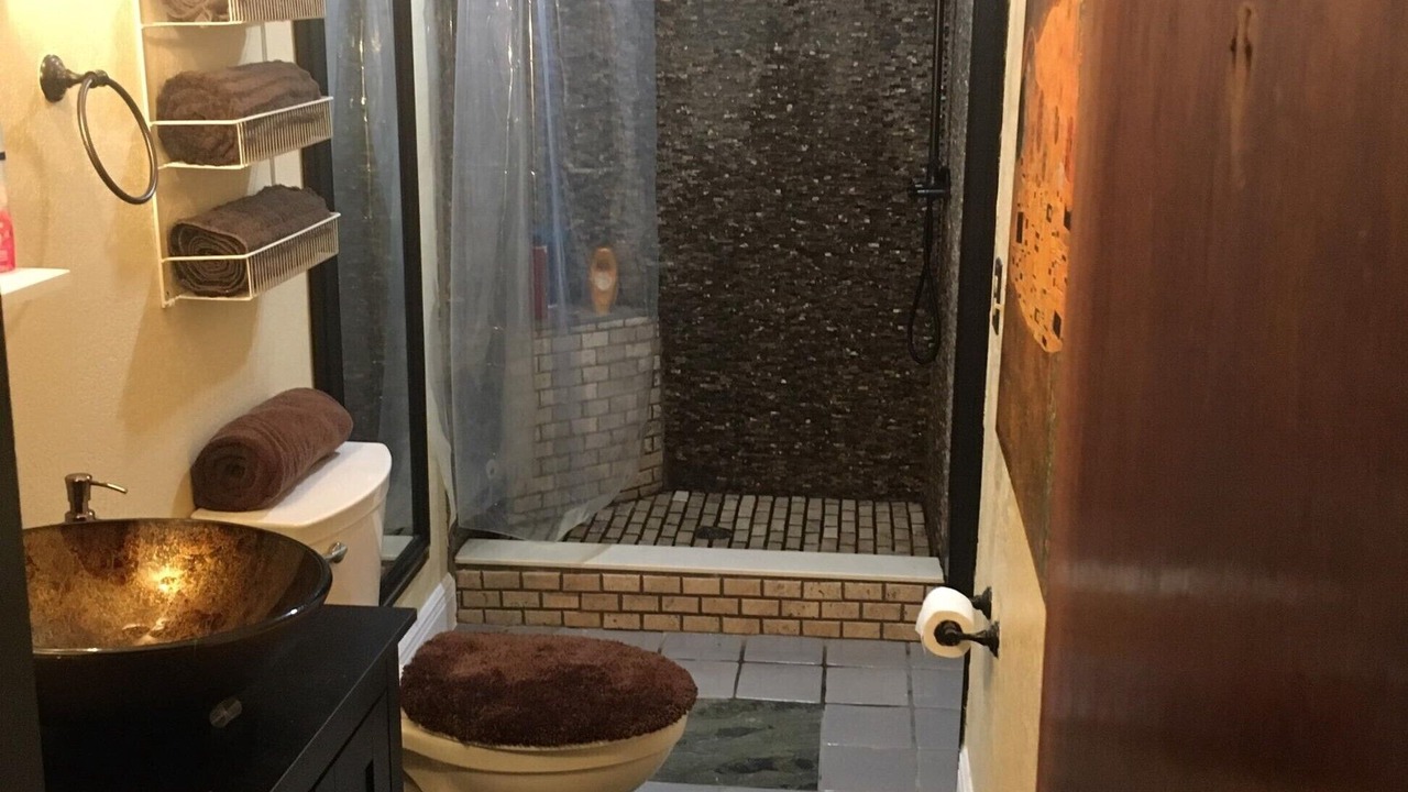 Photo of Bathroom in Lutz