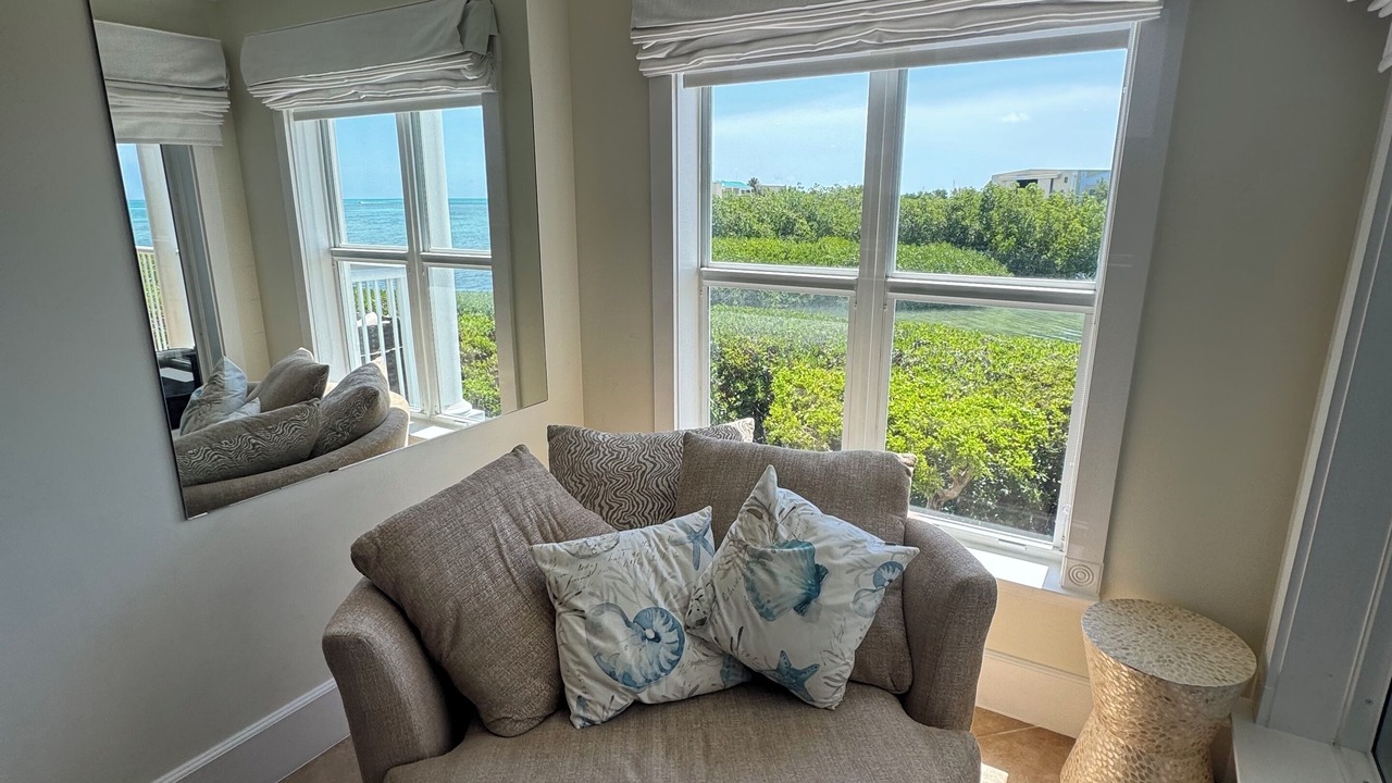 Photo of Livingroom in Key West