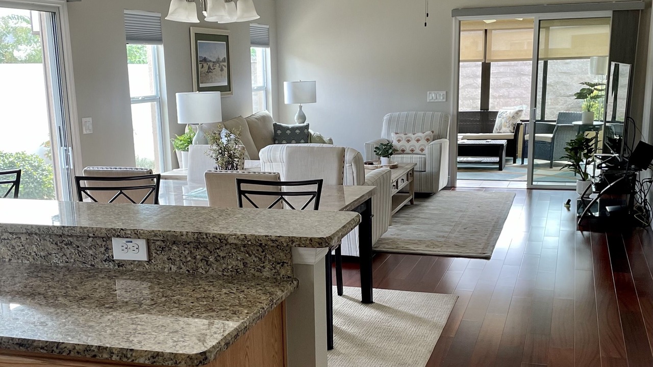 Photo of Livingroom in Collier