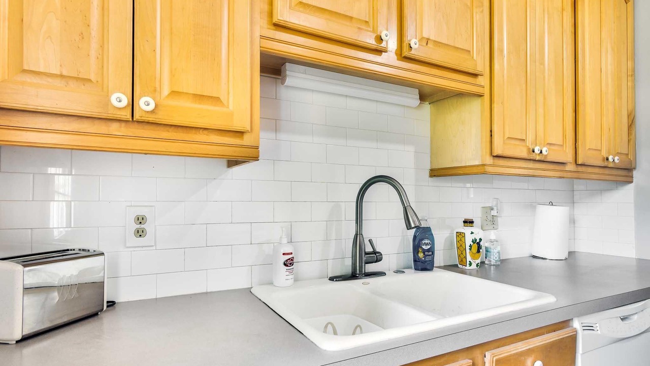 Photo of Kitchen in Sandalwood