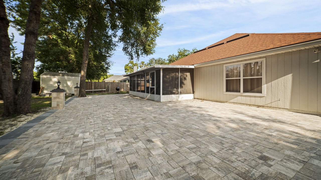 Photo of Outdoor in Northside