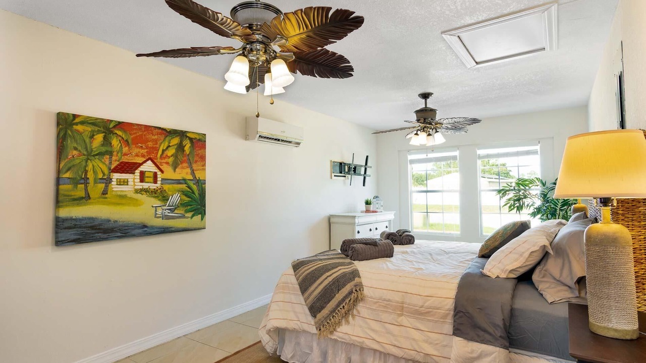 Photo of Bedroom in Sandalwood