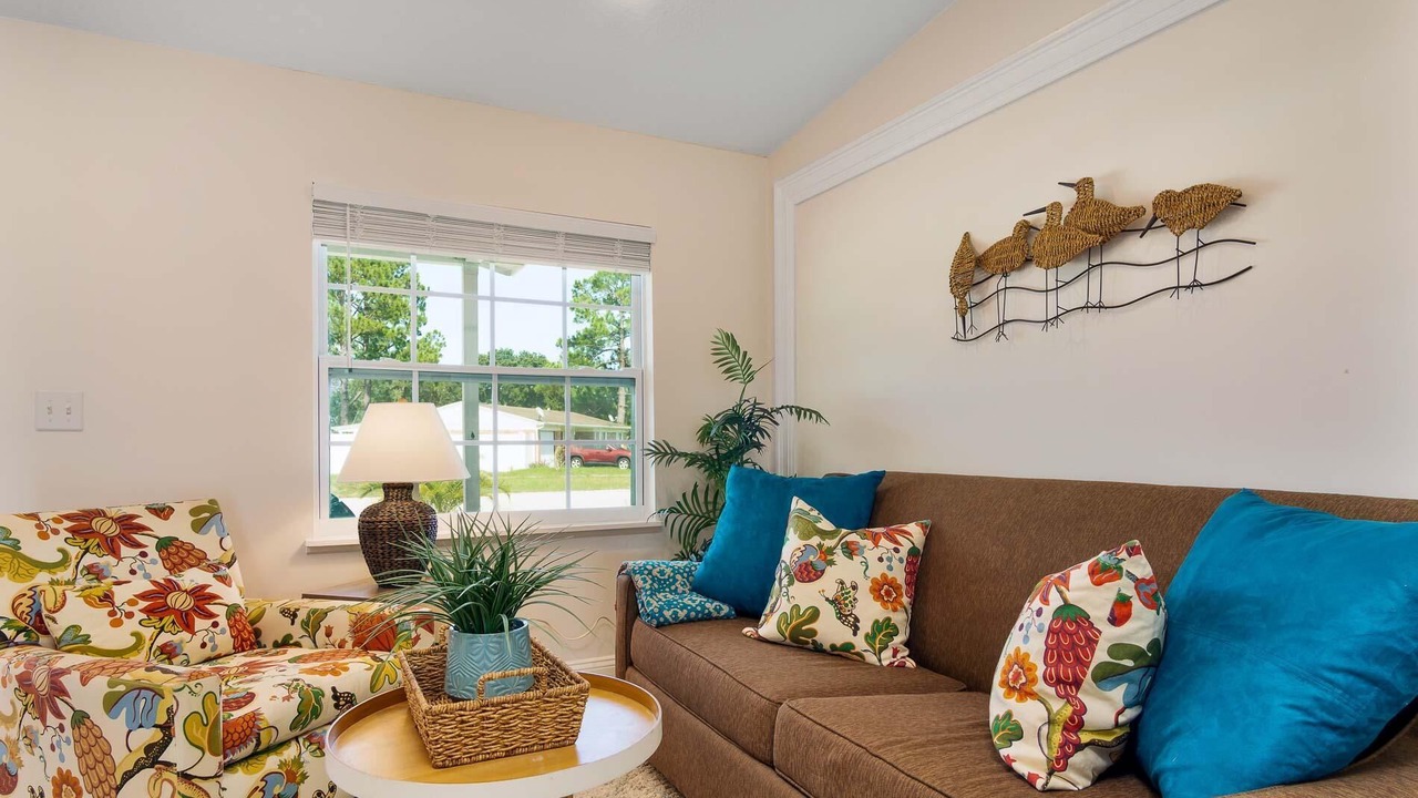 Photo of Livingroom in Sandalwood