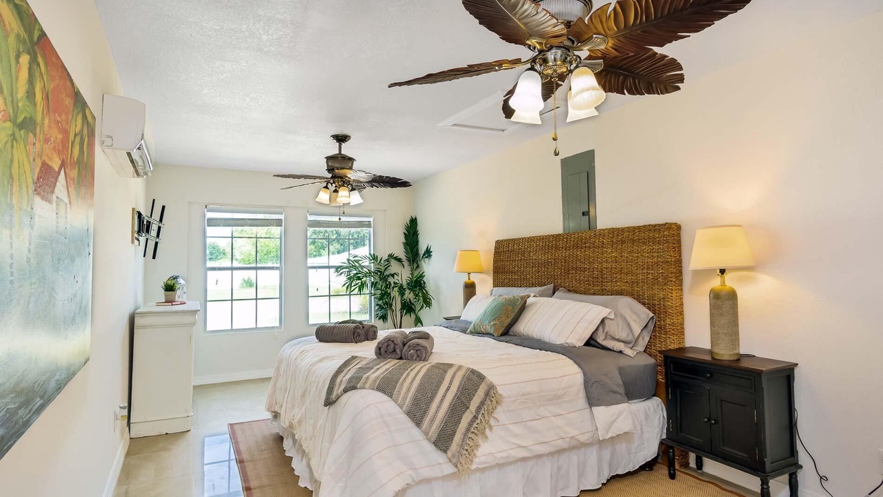 Photo of Bedroom in Sandalwood