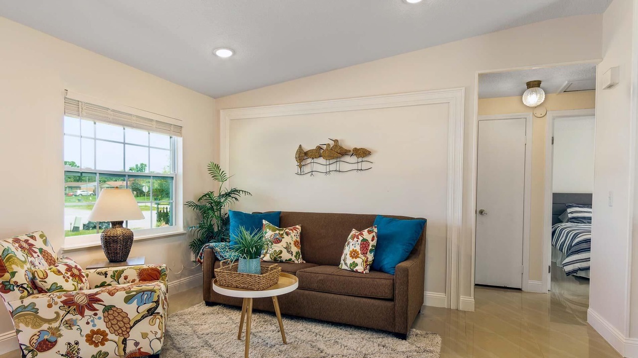 Photo of Livingroom in Sandalwood
