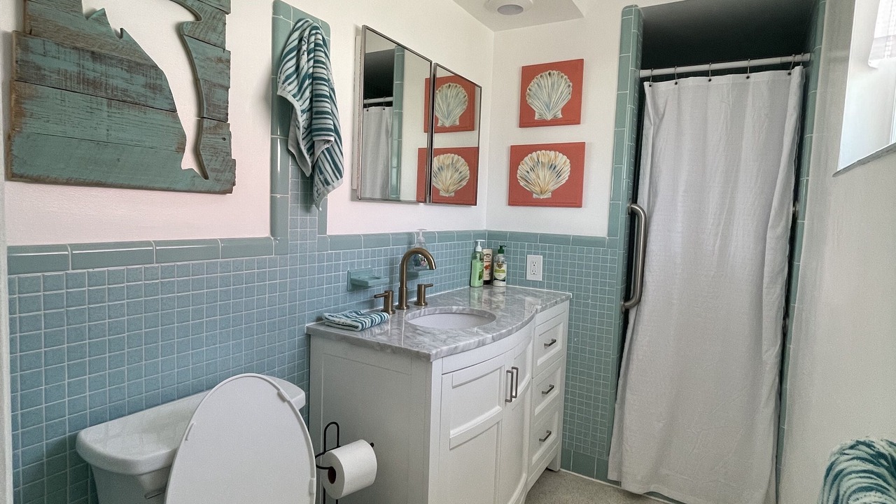 Photo of Bathroom in Lochmoor Waterway Estates