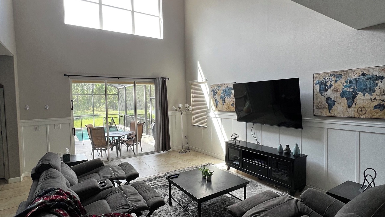 Photo of Livingroom in Lindfields