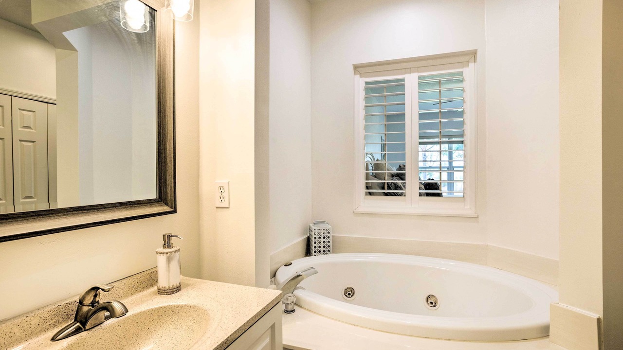 Photo of Bathroom in Port Saint Lucie