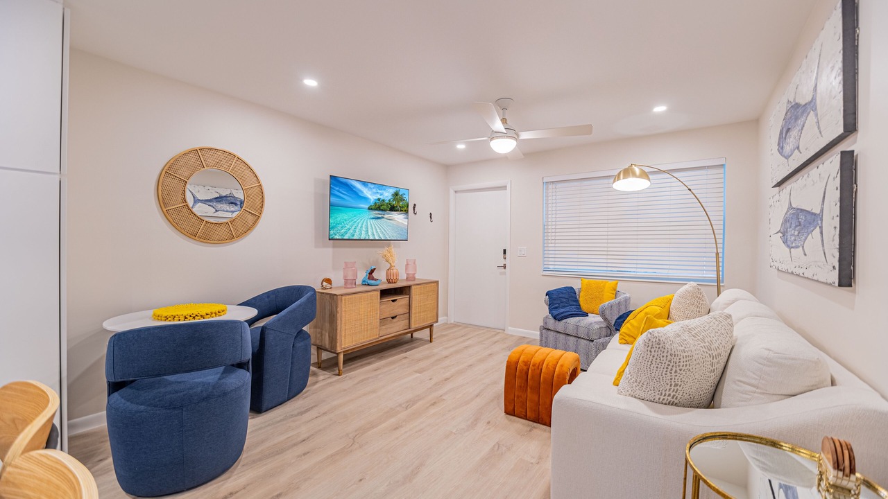 Photo of Livingroom in Old Naples