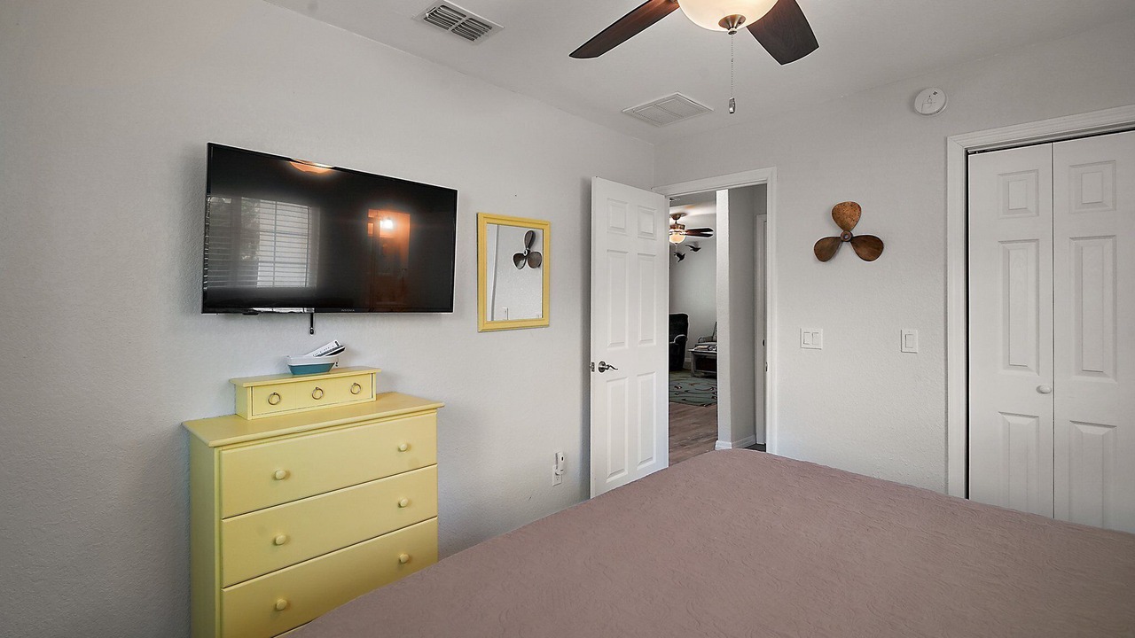Photo of Bedroom in Dunnellon