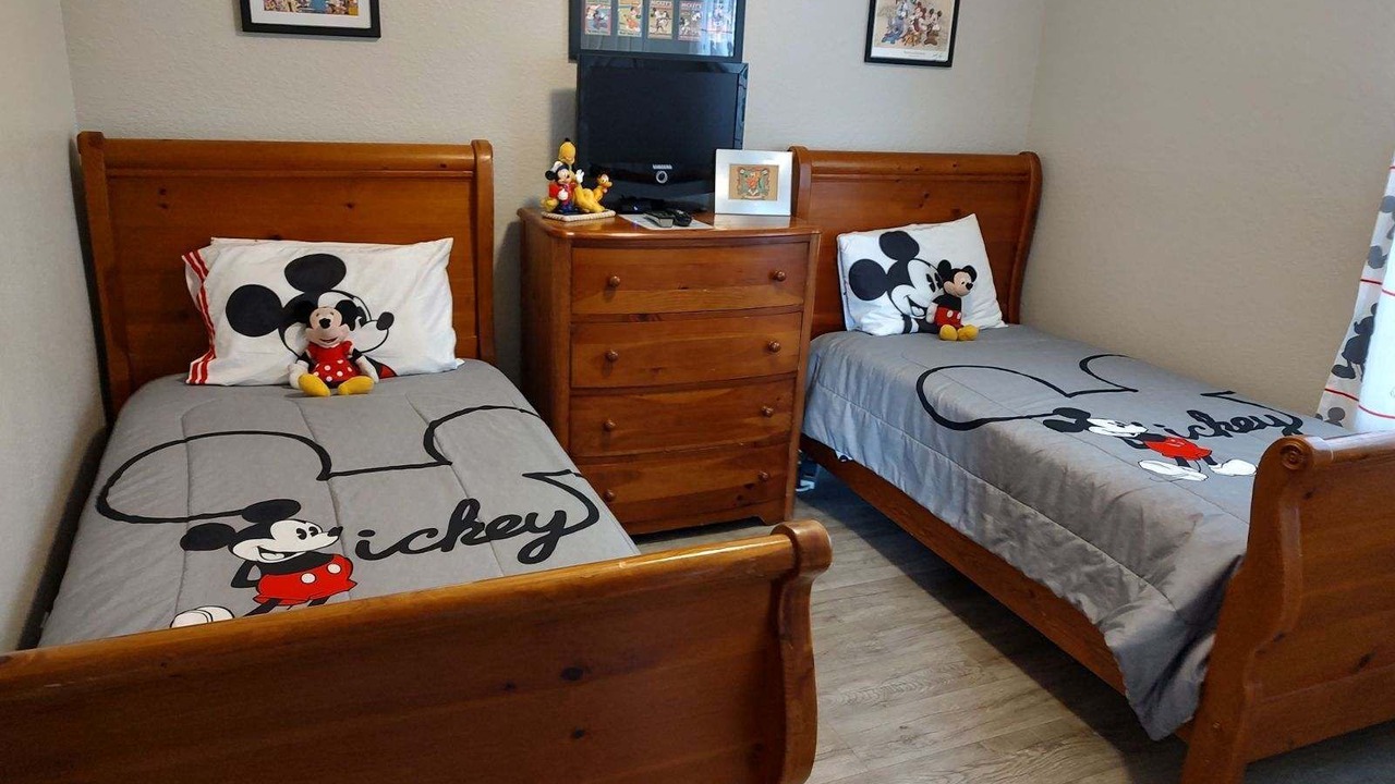 Photo of Bedroom in Windsor Palms