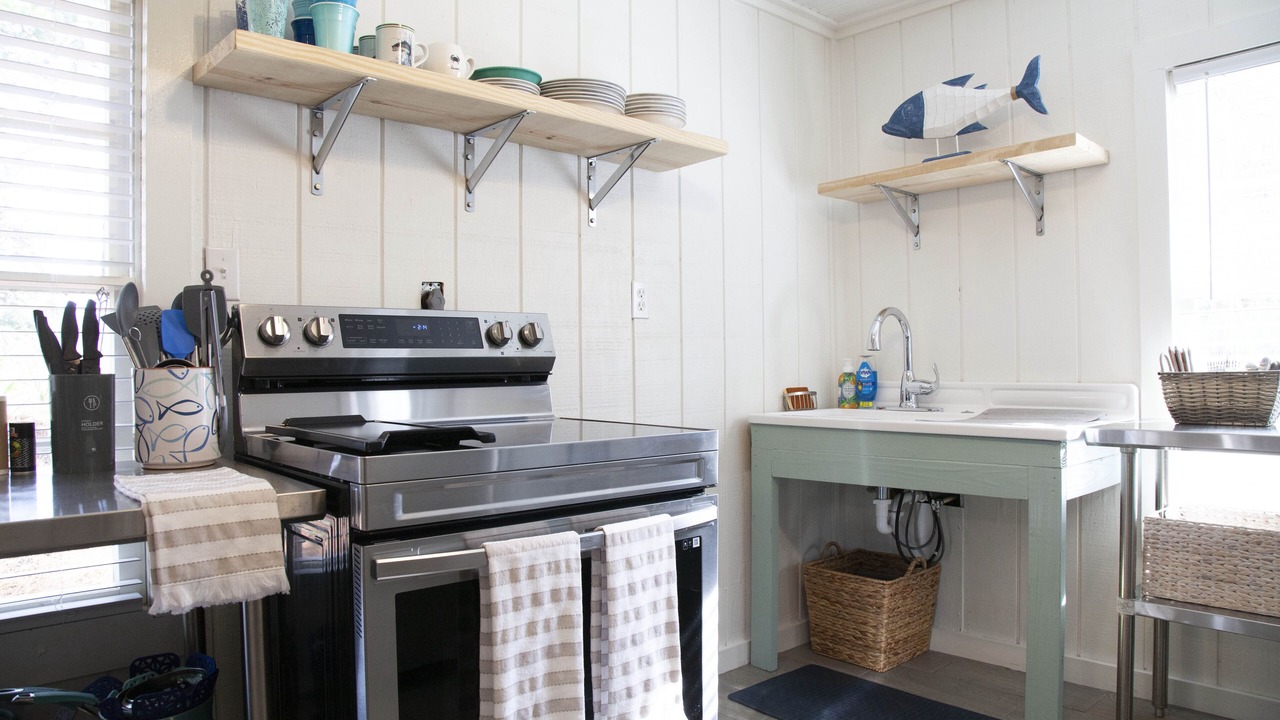 Photo of Kitchen in Suwannee