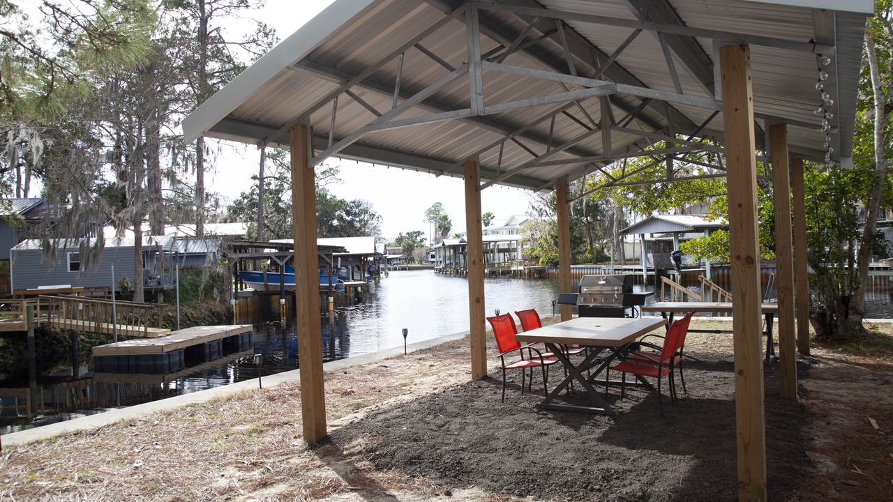 Photo of Outdoor in Suwannee