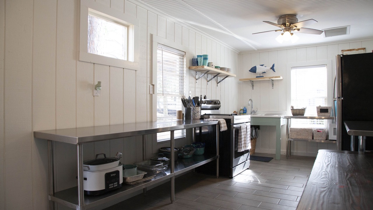 Photo of Kitchen in Suwannee