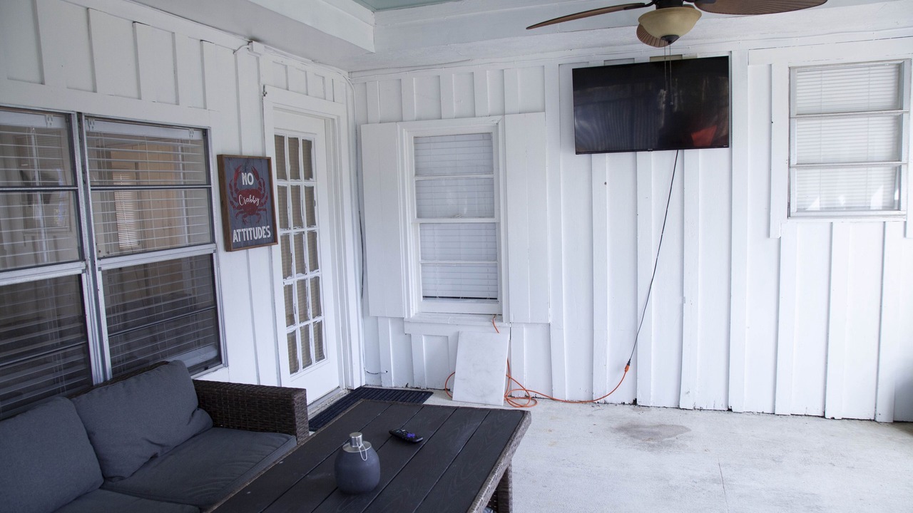Photo of Livingroom in Suwannee