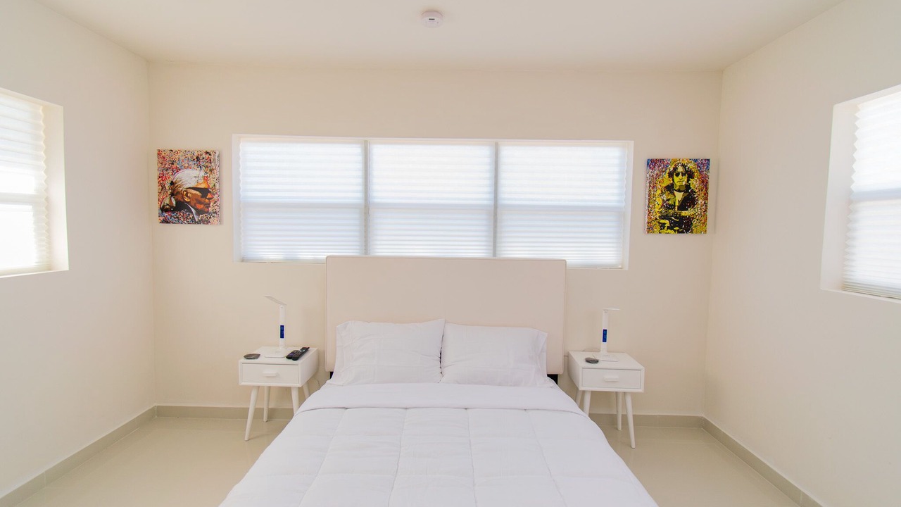 Photo of Bedroom in Dania Beach