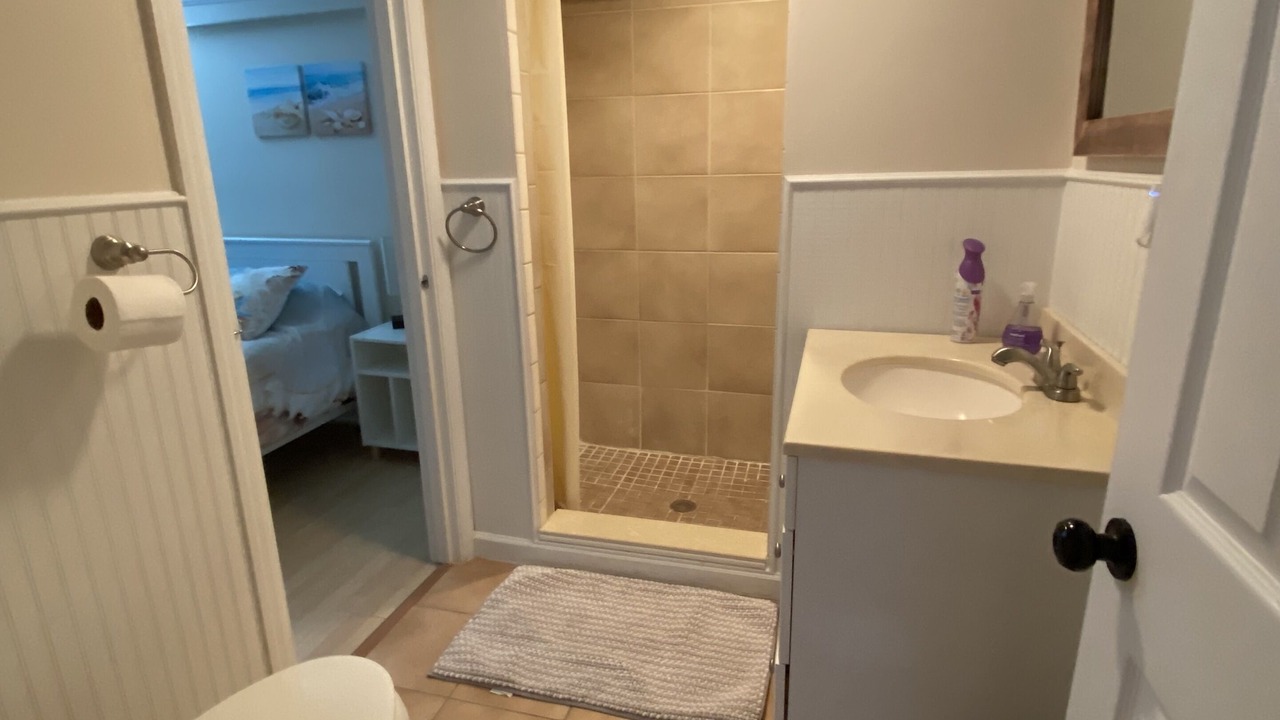 Photo of Bathroom in Big Coppitt Key