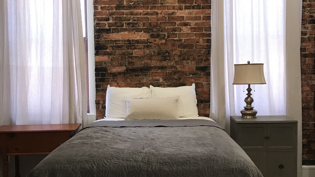 Photo of Bedroom in Downtown
